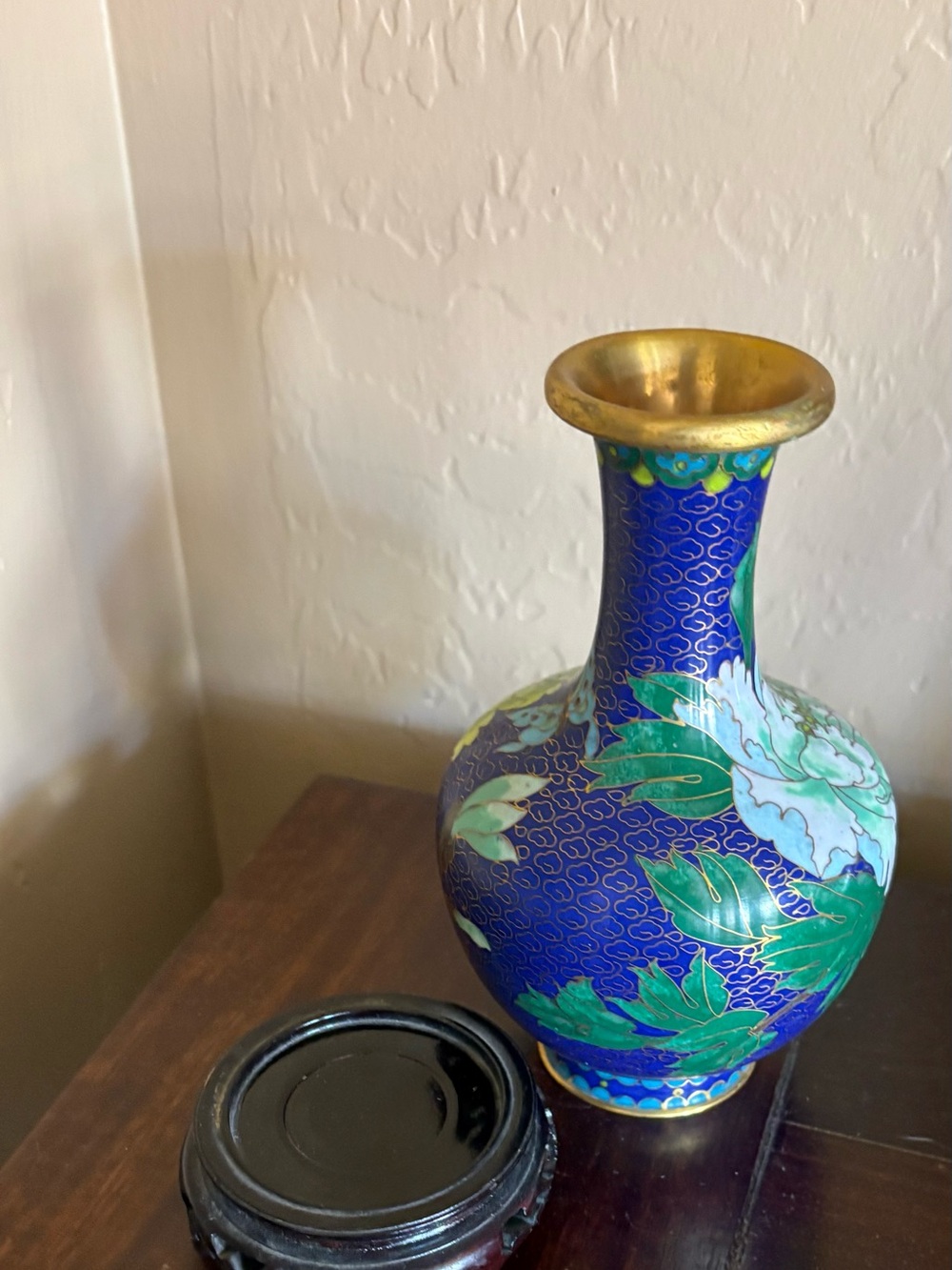 Beautiful Vintage Chinese Cloisonné Vase with Stand